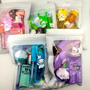 Color Mix Hello Kitty Lipgloss Bag! 6 Products Guaranteed CHOOSE YOUR COLOR